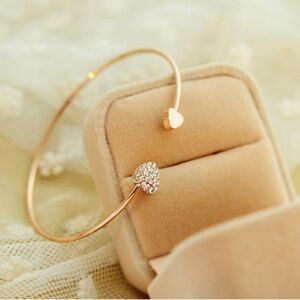 Gold-plated Rhinestone Love Heart Bangle Cuff bracelet